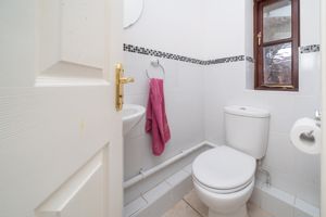 GUEST CLOAKROOM- click for photo gallery